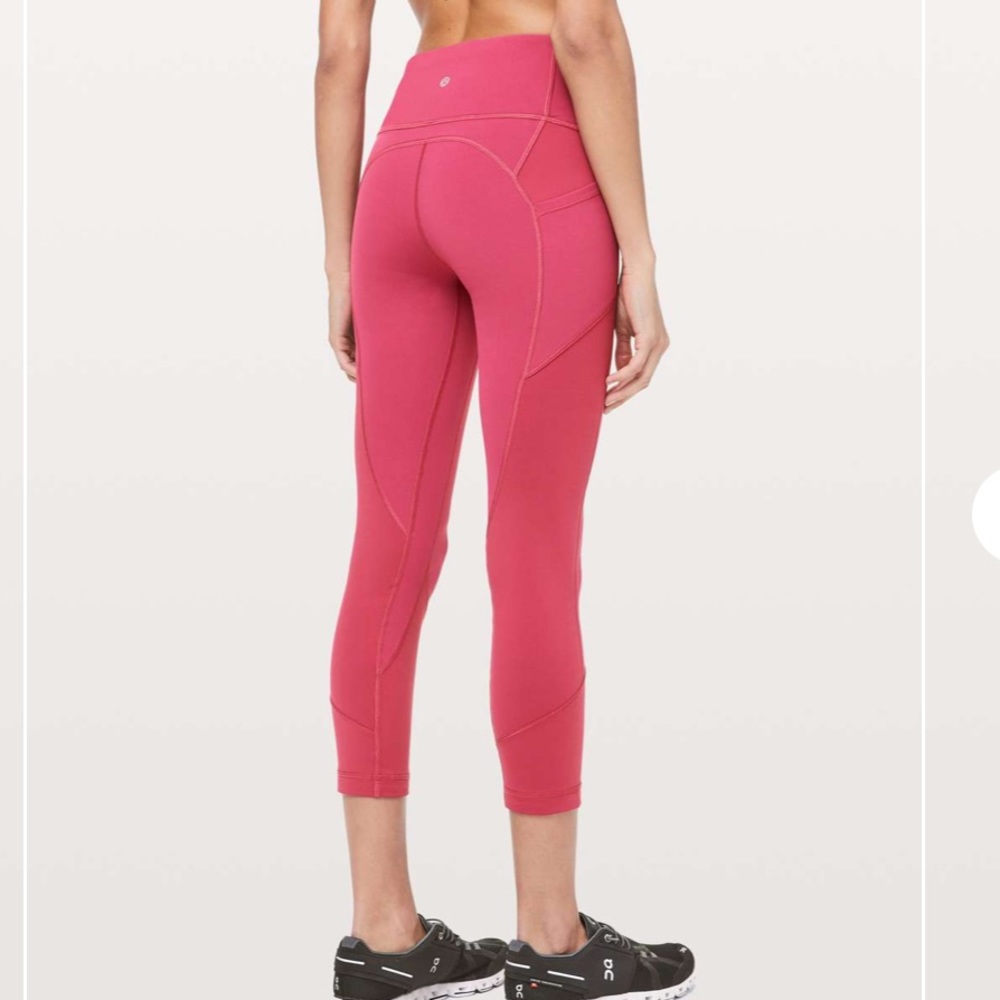 Lululemon All The Right Places Crop Violet Red Womens 6 LW6AMYS